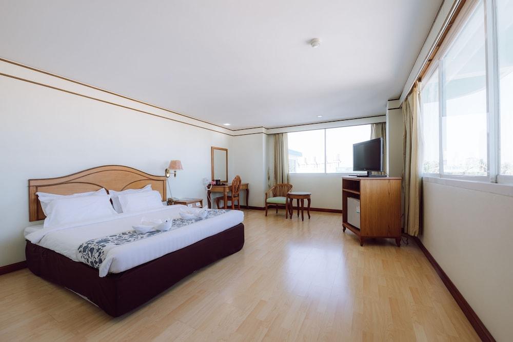 Morakot Twin Chumphon Hotel Eksteriør billede