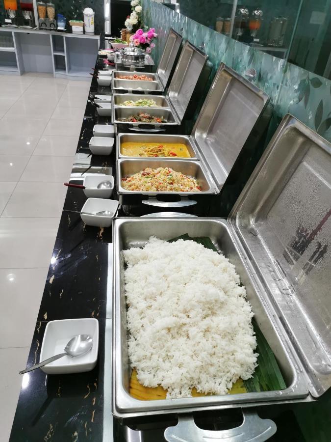 Morakot Twin Chumphon Hotel Eksteriør billede