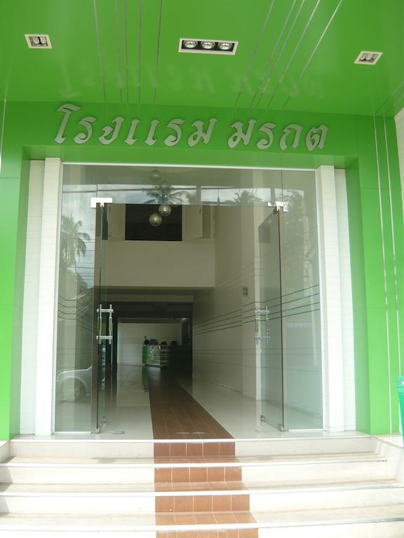 Morakot Twin Chumphon Hotel Eksteriør billede