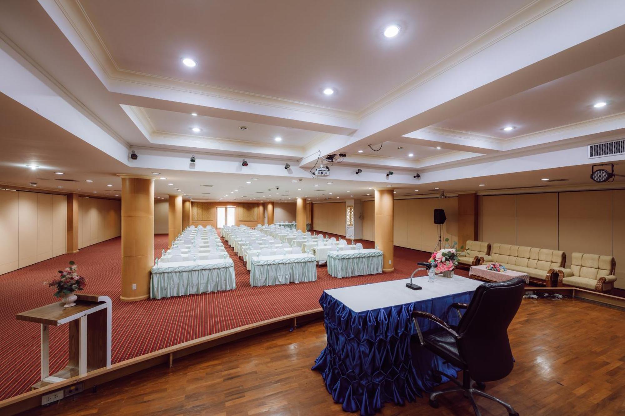 Morakot Twin Chumphon Hotel Eksteriør billede