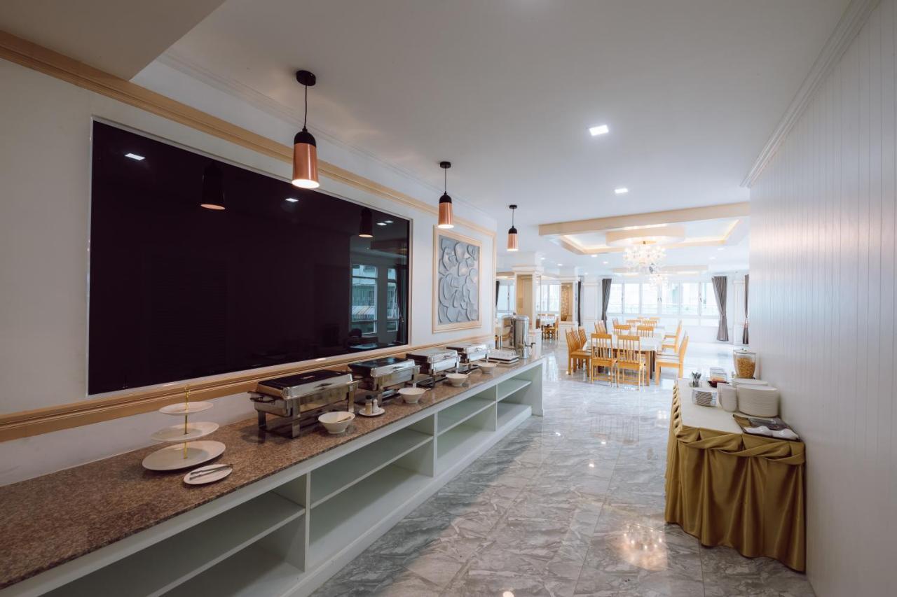 Morakot Twin Chumphon Hotel Eksteriør billede