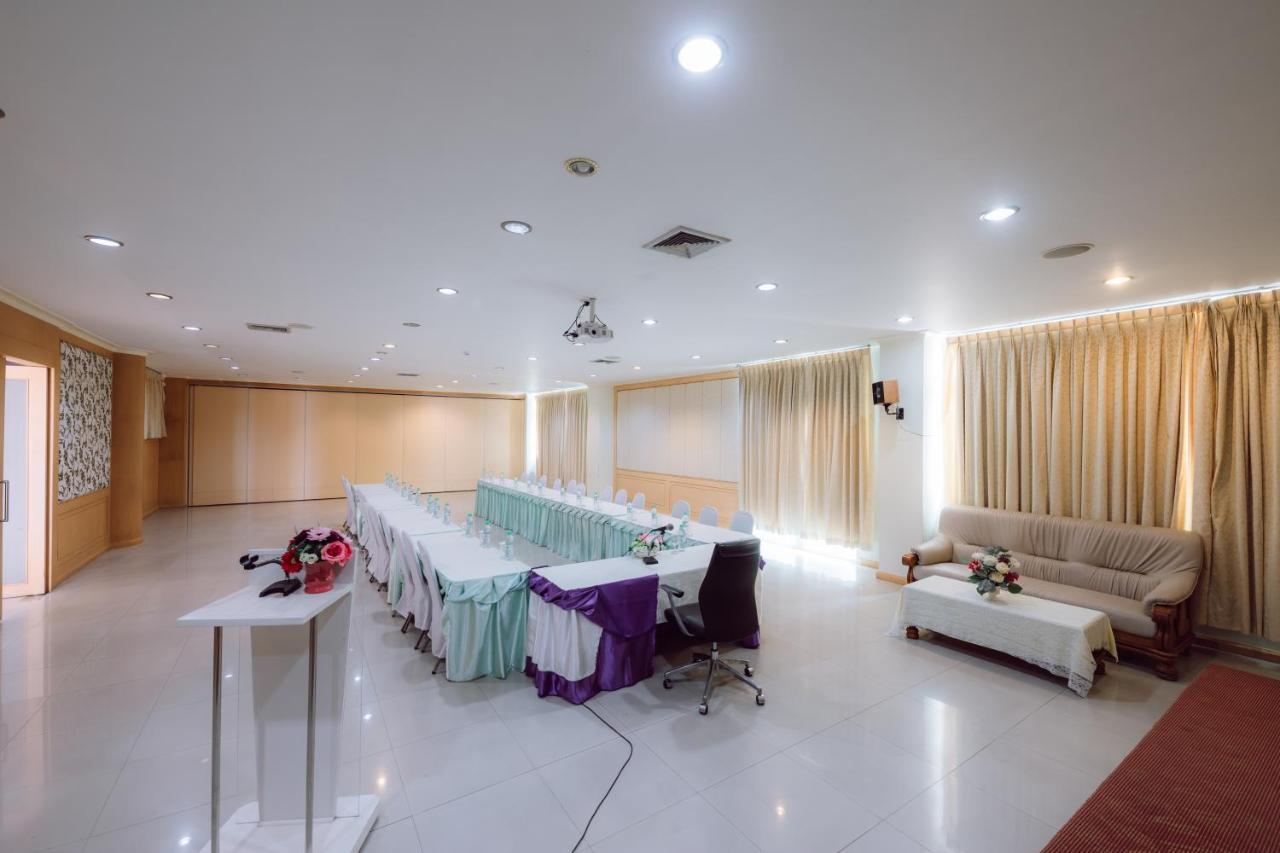 Morakot Twin Chumphon Hotel Eksteriør billede
