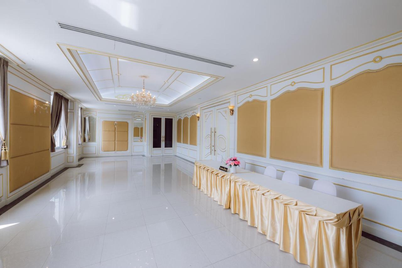 Morakot Twin Chumphon Hotel Eksteriør billede